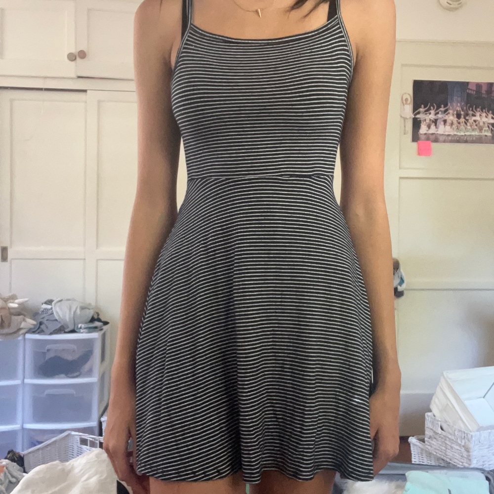 navy blue and white stripped Forever21 sundress size juniors small